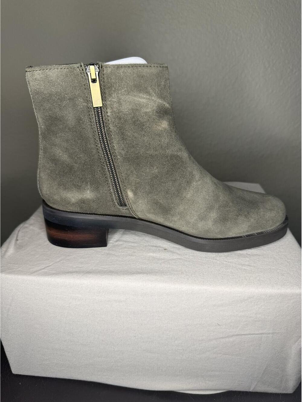 Abeo Traverse Ankle boot size 8.5
